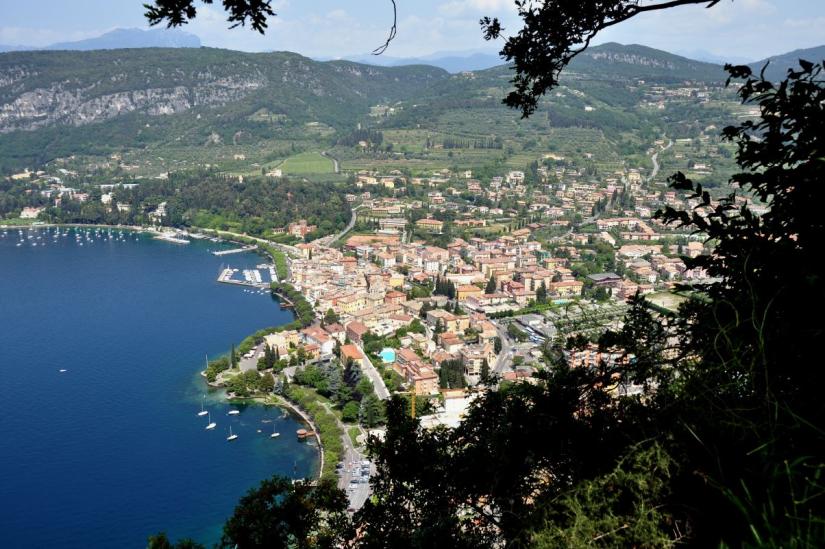 Garda vom La Rocca aus gesehen